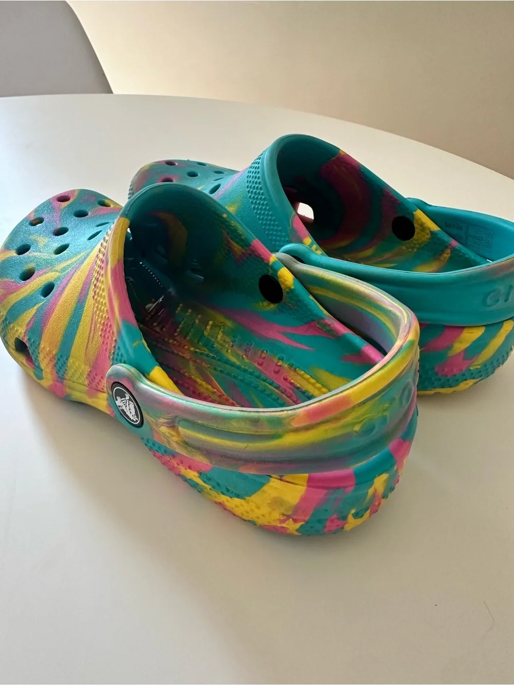 CROCS kids vibrant
